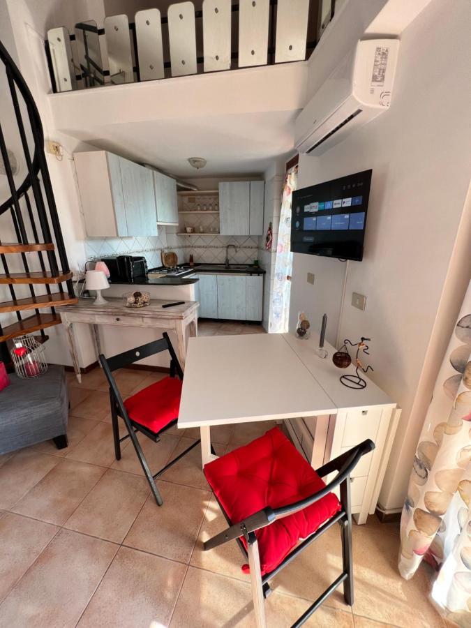 Mansardina A Pochi Passi Da Roma Appartement Morlupo Buitenkant foto