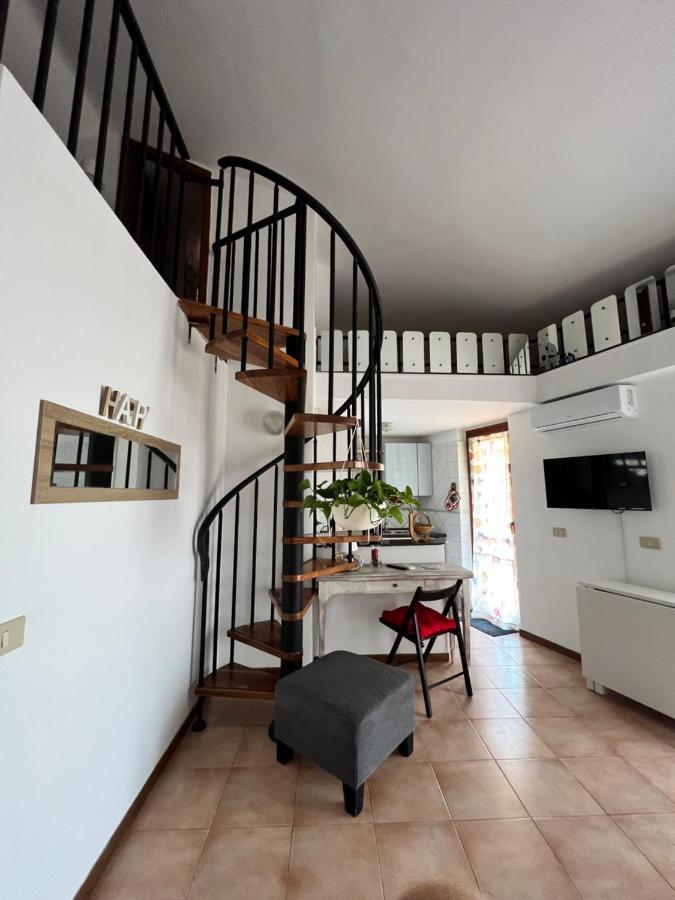 Mansardina A Pochi Passi Da Roma Appartement Morlupo Buitenkant foto
