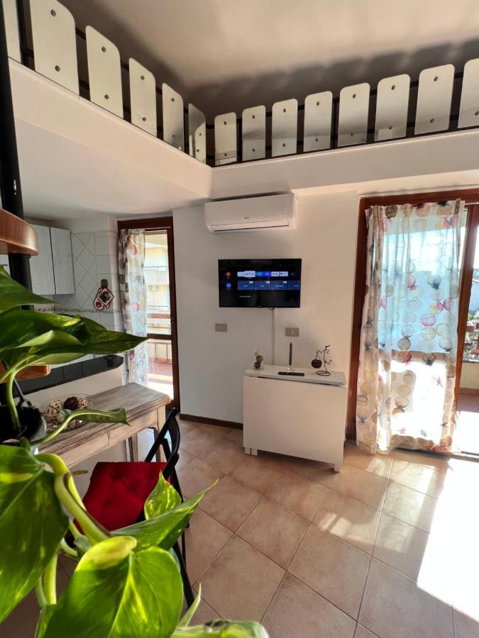 Mansardina A Pochi Passi Da Roma Appartement Morlupo Buitenkant foto